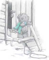 Мишка Тедди ремонтирует лестницу