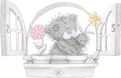 Мишка Тедди сажает цветы