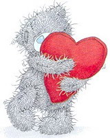 Мишка Тедди держит сердце