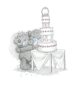 Мишки Тедди режут свадебный торт