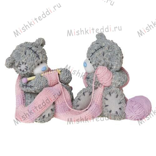 Closely Knit Me to You Bear Figurine (Dec Pre-Order) Closely Knit Me to You Bear Figurine (Dec Pre-Order)